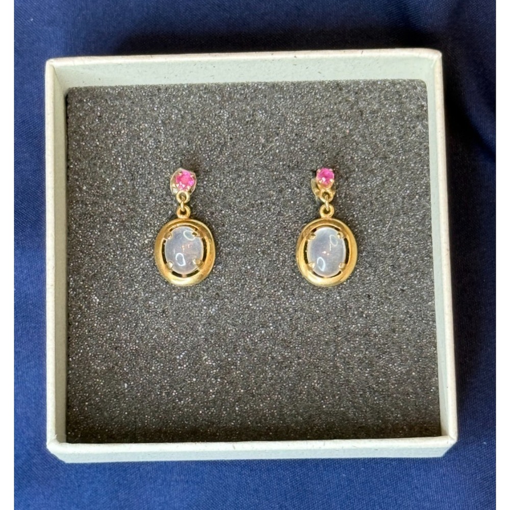 Vintage 14K Yellow Gold Moonstone & Fluorescent Ruby Drop Earrings 3.8g 0.75"